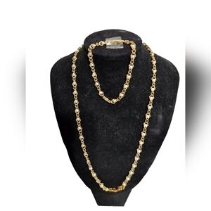 (1543)Matching Necklace & Bracelet set Gold Tone Faux Pearl 22" & 7.5" long